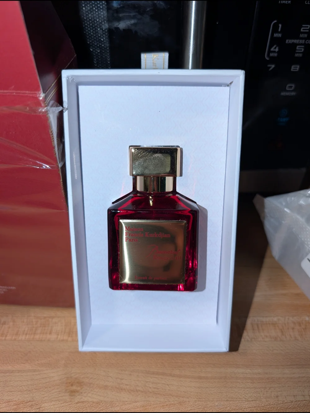 Maison Francis Kurkdjian Baccarat Rouge 540 Extrait de Parfum - Red - Picture 4 of 6